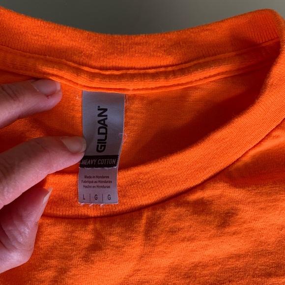 💜 Gildan Neon Tee - Picture 2 of 2